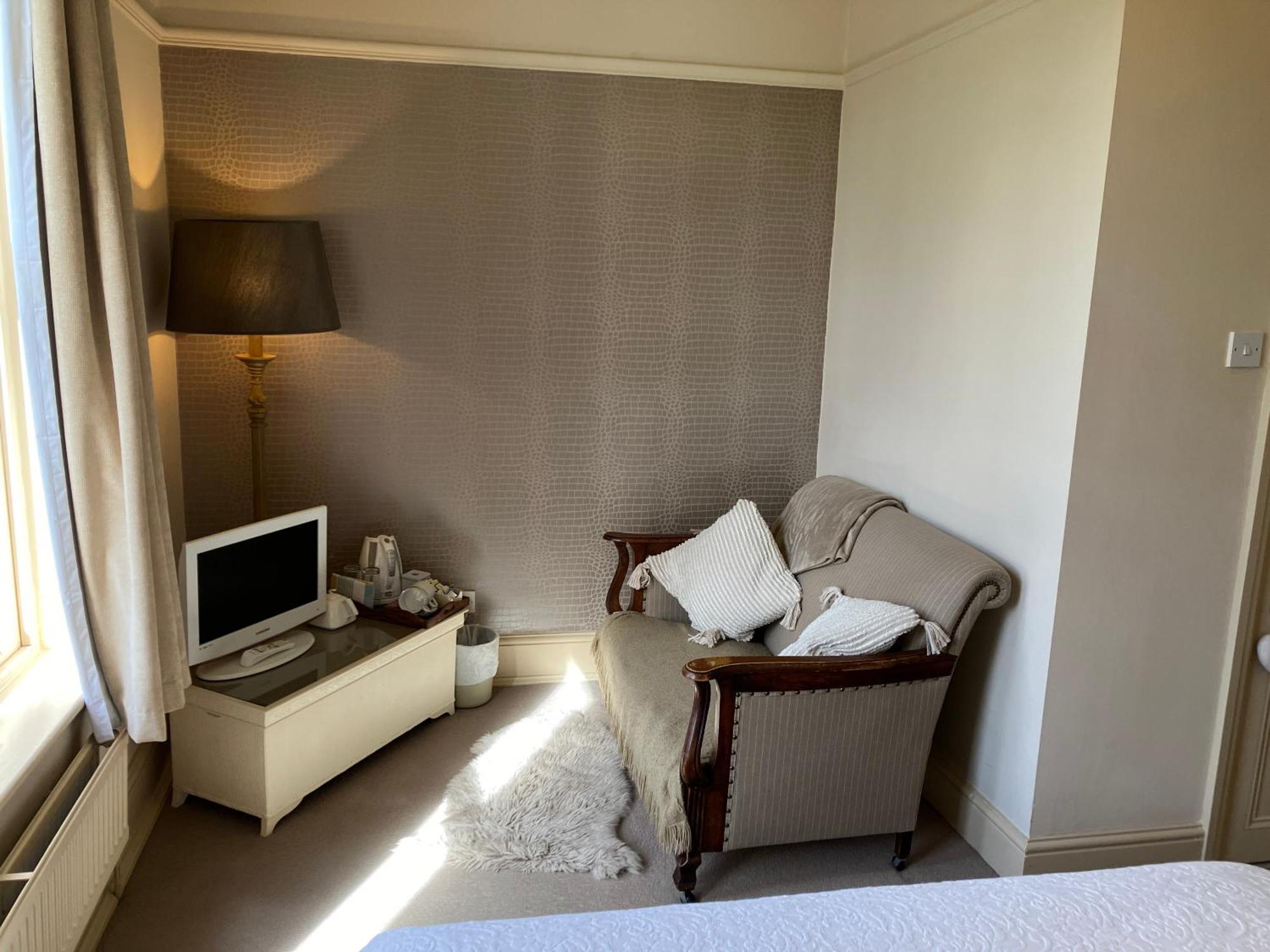 Maison d'hôtes Cornerstones Sale